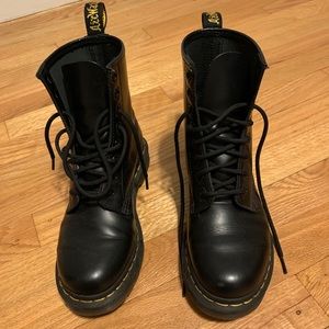 Women’s Doc Martens
